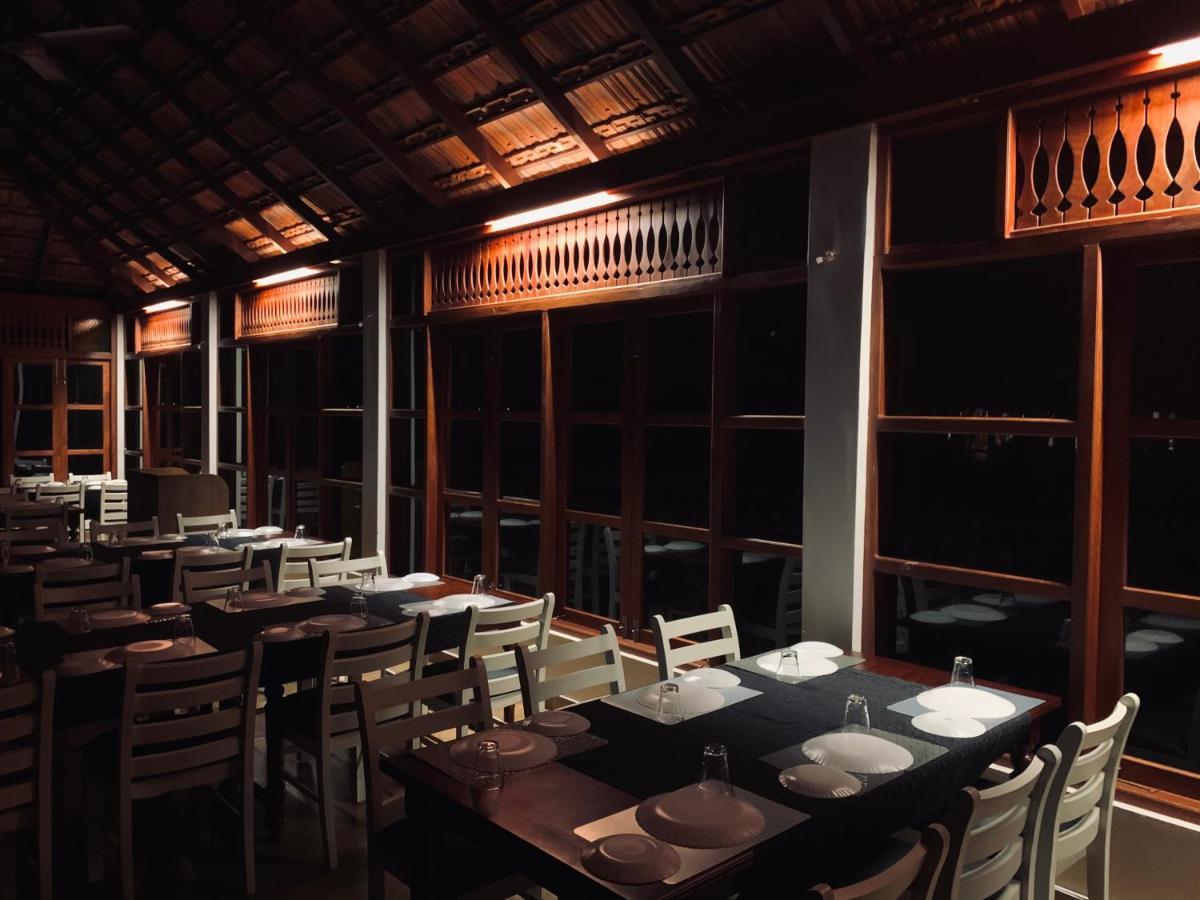 Kallanchery Retreat Kochi Exterior photo