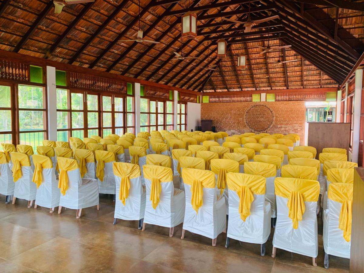 Kallanchery Retreat Kochi Exterior photo