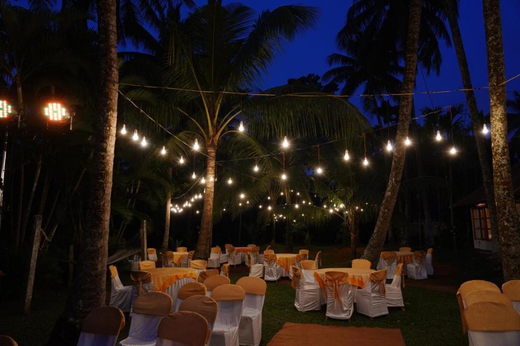 Kallanchery Retreat Kochi Exterior photo
