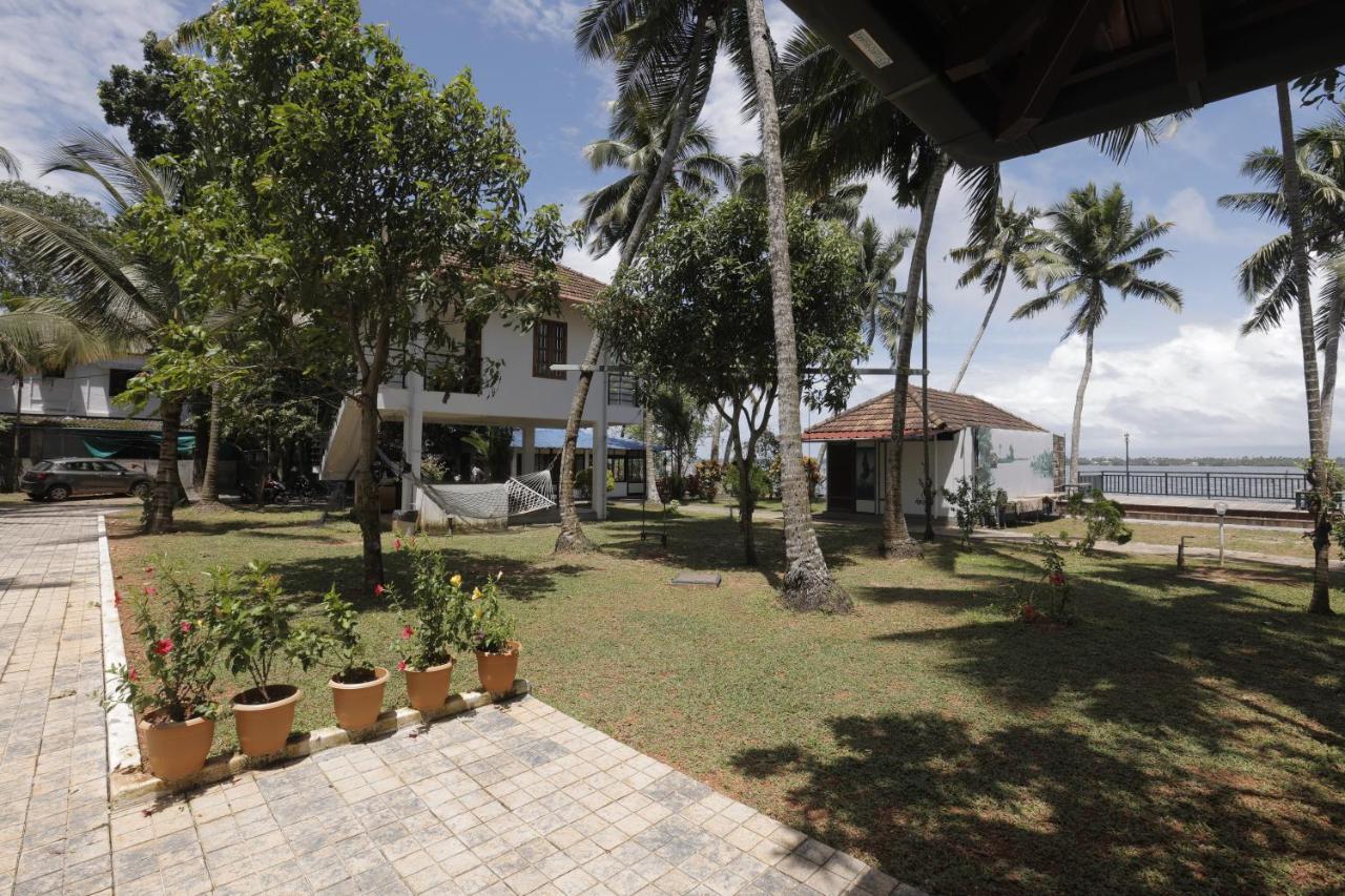 Kallanchery Retreat Kochi Exterior photo
