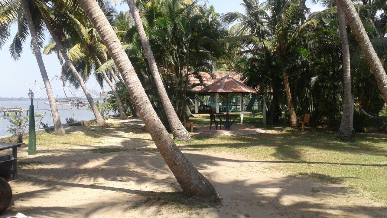 Kallanchery Retreat Kochi Exterior photo